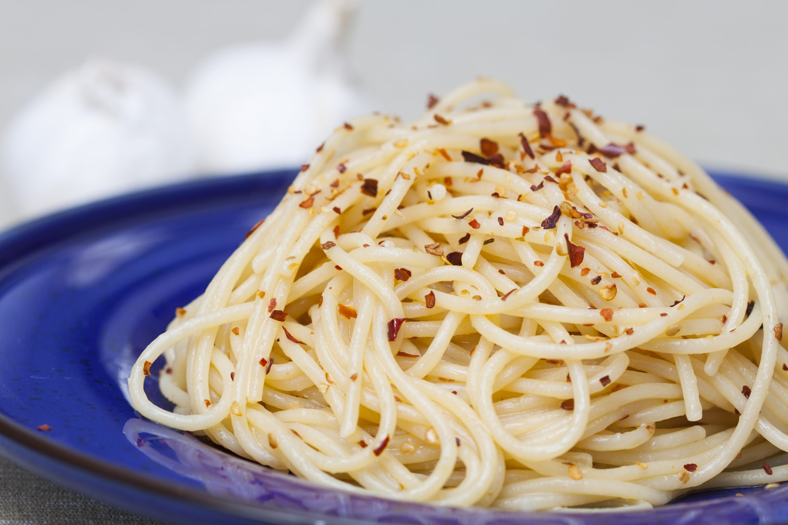 Spaghetti Aglio, Olio e Peperoncino | Un primo di pasta classico e veloce